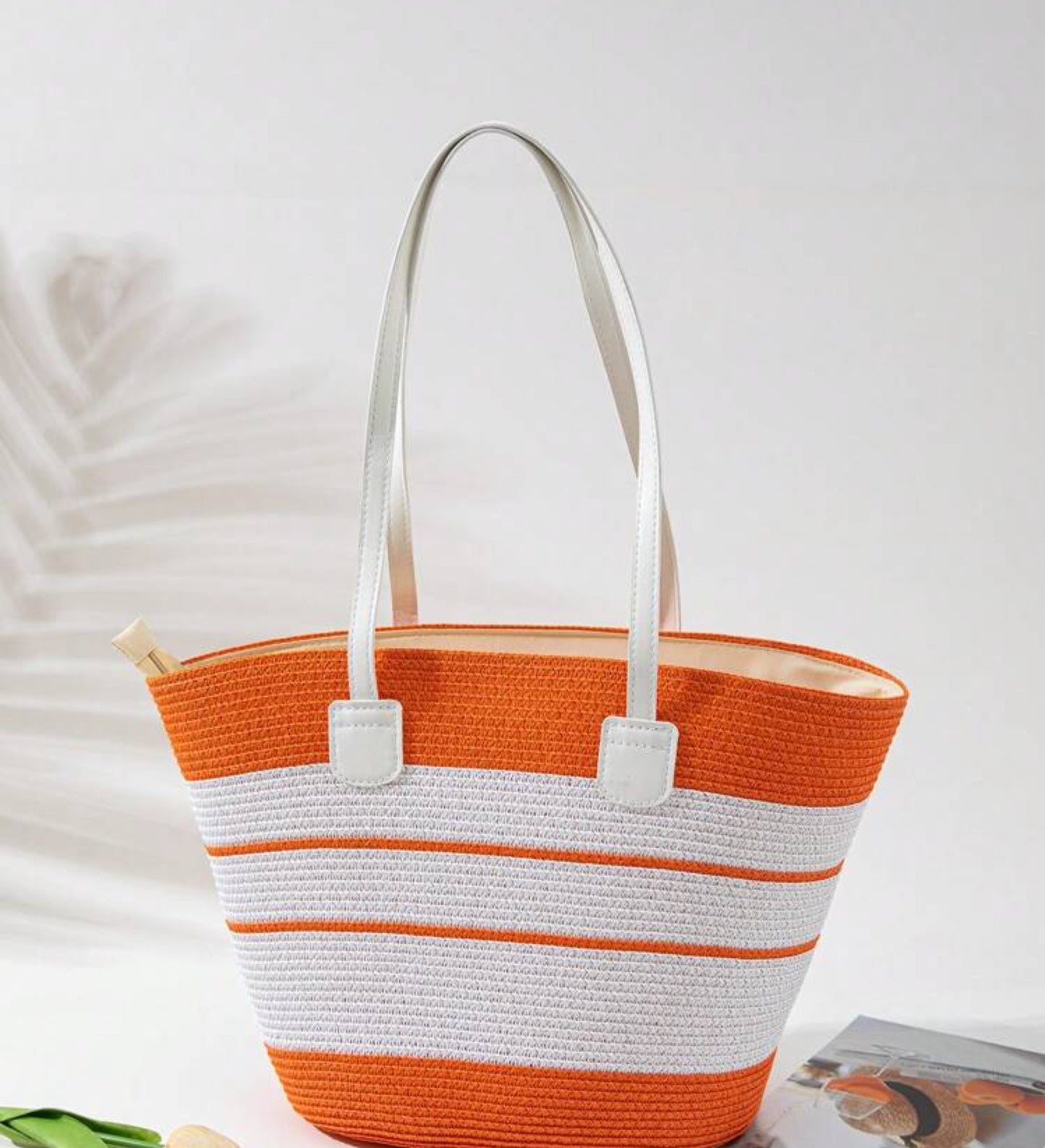 1 Set: 1 Piece Contrasting Color Straw Hat + 1 Piece Straw Bag, Casual Beach Holiday